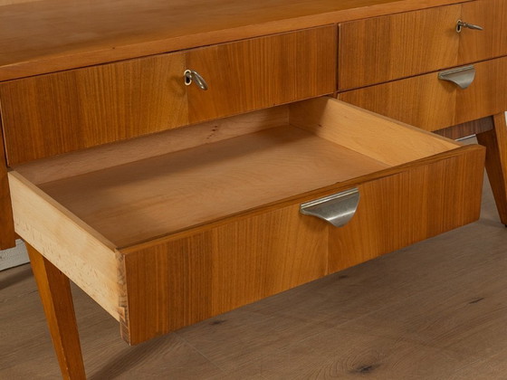 Image 1 of Ufficio degli anni '50, Segretario