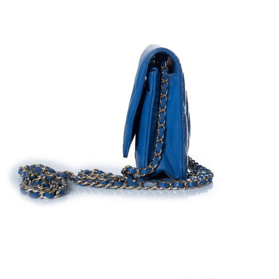 Portafoglio Chanel con catena, colore blu. – Borse a spalla, Lambskin (photo 5 of 12)