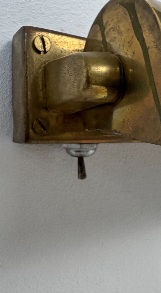 Image 1 of Paire d'Appliques Vintage Moderniste Laiton Patiné, France, 1960