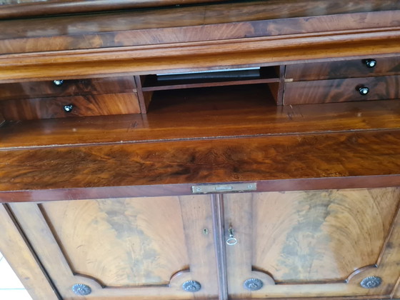 Antiguo armario del siglo XVII – Armarios de pared, Wood (photo 4 of 5)