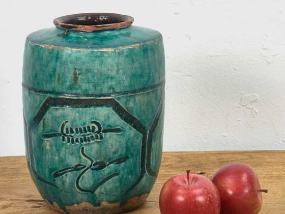 Turkooisgroene antieke decoratieve vaas (ca. 1820) #1 – Vazen, Ceramic (photo 2 of 9)