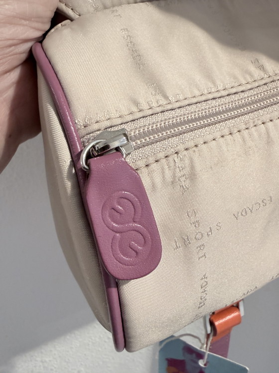 Sacoche cylindrique/baril Escada Sport vintage (état neuf) – Sacs seau, Nylon (photo 11 of 13)