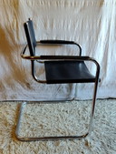 Bauhaus style chair in chrome-plated metal and leather - mid. 20th century