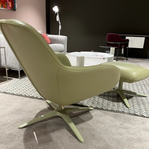 Image 1 of Pode Spot One fauteuil met poef