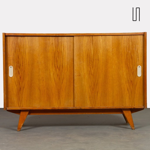 Kommode Aus Eiche, Modell U-452, Von Jiroutek Für Interier Praha, 1960