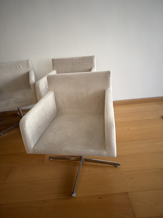 Image 1 of Andreu World Lineal Comfort Swivel Armchairs (Set of 6) – Design – Beige