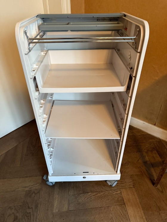 Image 1 of 2x Vitra Follow Me 2 Rollcontainer – Designklassiker in gutem Zustand