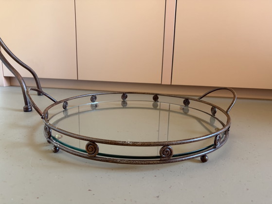 Charming Vintage Style Side Table / Plant Table with Removable Round Glass Tray – Aluminium (photo 8 of 9)