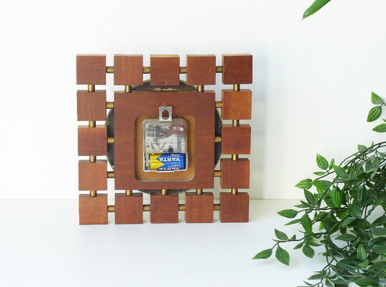 Image 1 of Vintage wandklok, teakhout en messing, Diehl Duitsland, Space Age design, Deens design.