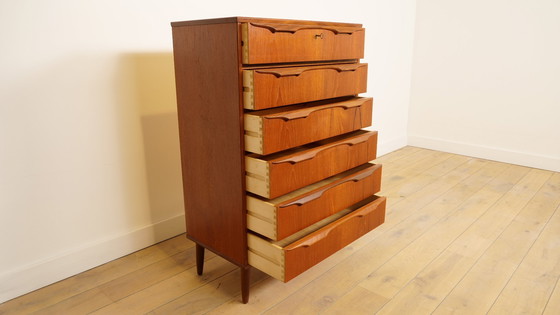 Image 1 of Vintage Deense Ladekast Teak 6 Lades 122 Cm