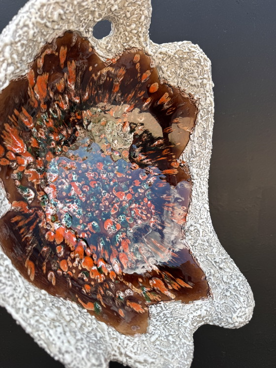 Image 1 of Grande ciotola in ceramica lavica di Vallauris, anni '60