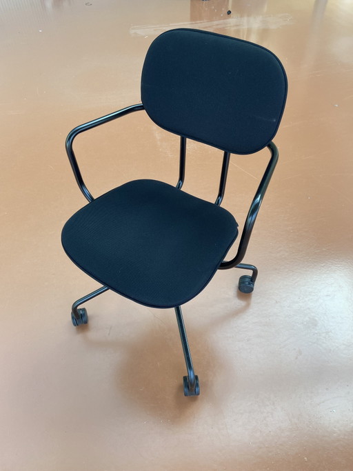 30x MDD Bürostühle – bureaustoelen, Metal (photo 2 of 8)