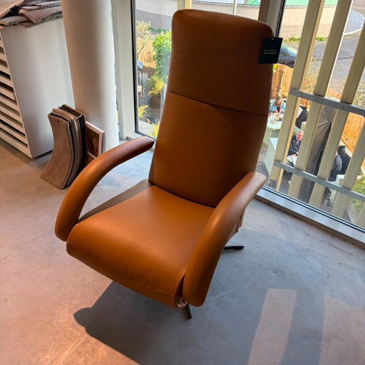 Jori Yoga Multi-move Electric Adjustable recliner chair