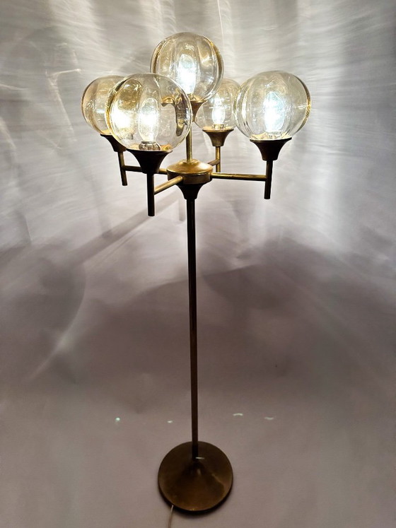Vintage smoked glass floor light, Brass, Brown (photo 9 of 13)
