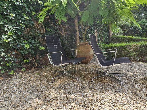 2x Vitra Eames EA 116 zwart