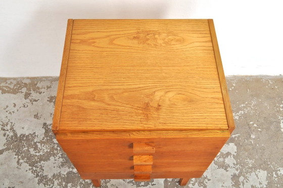 Vintage Oak Design Chest of Drawers, 1960s – Wood (photo 7 of 8)