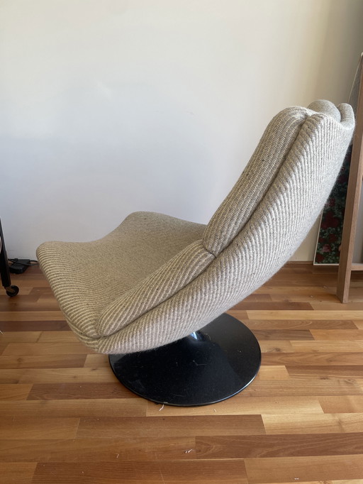 Artifort F511 stoel