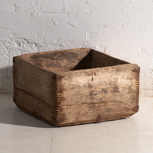 Ancienne mesure à grain Dou en bois d'orme – Chine, circa 1880