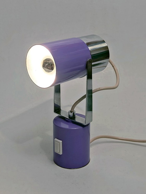 Image 1 of Ensemble de lampe de table lilas futuriste