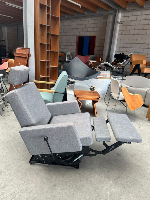 Lensvelt AVL Lazy Modernist Sessel von Joep van Lieshout