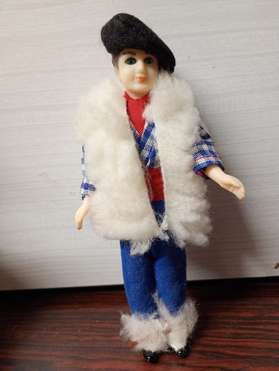 Image 1 of Bambole europee degli anni '70