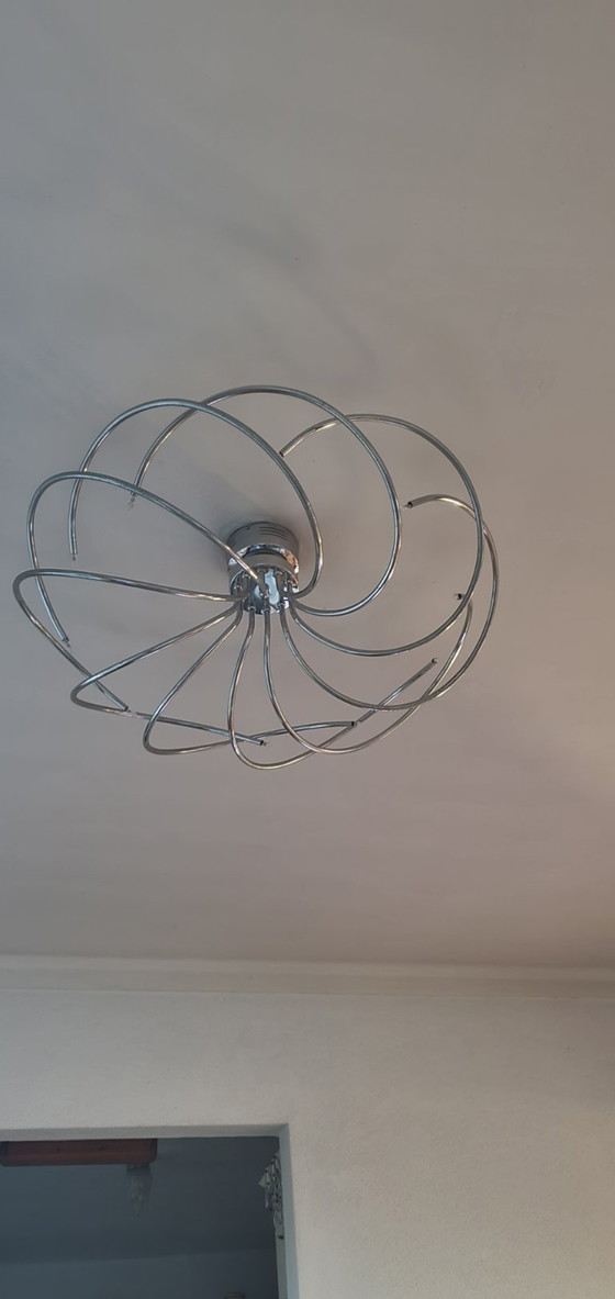 Image 1 of Moderne stijl plaffonier lamp. Geeft een mooi effect op het plafond. Groot ong 85 doorsnee