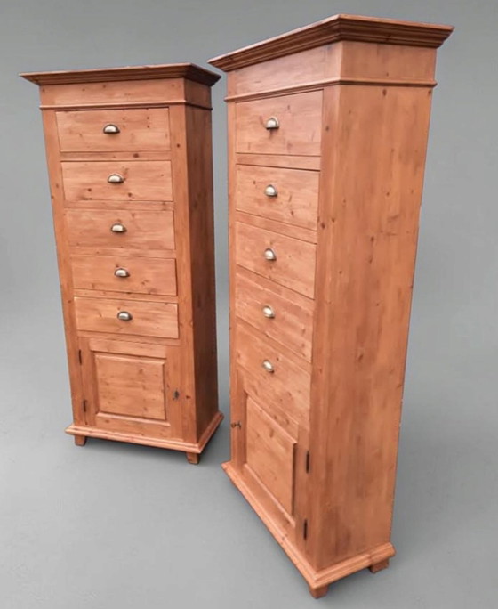 2 Unique tall Chests of drawers, dimensions 84x40cm and 191cm high. – Chest of drawers, Metal, Wood (photo 2 of 6)