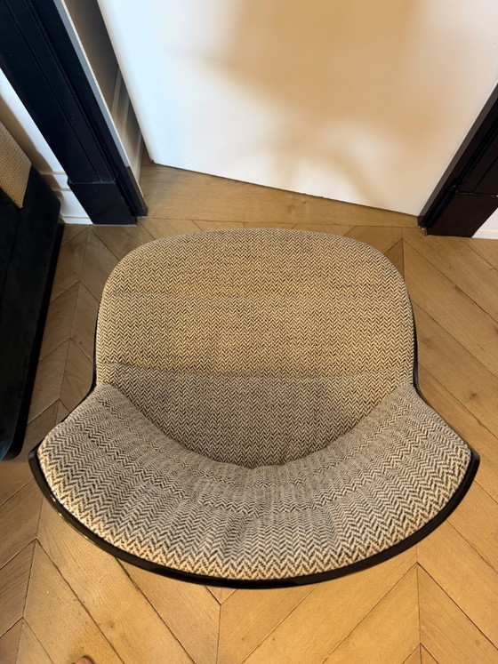 Sedia girevole nera e beige, MDF Italia, Sedie girevoli, Tessile, Plastica, Nero, Modern (foto 4 di 5)