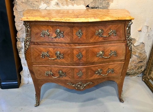 Bombé commode in Lodewijk XV-stijl – inlegwerk van palissanderhout