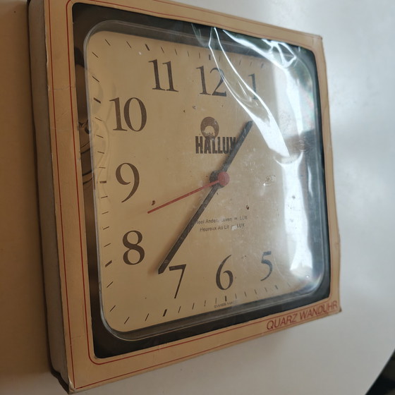 Image 1 of Orologio da parete vintage Hallux al quarzo svizzero – Stile postmoderno Memphis – Nuovo di zecca