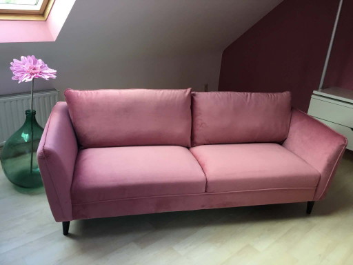 Dusty Pink Velvet Armchair – Homestock, 2 zitsbanken (photo 2 of 5)