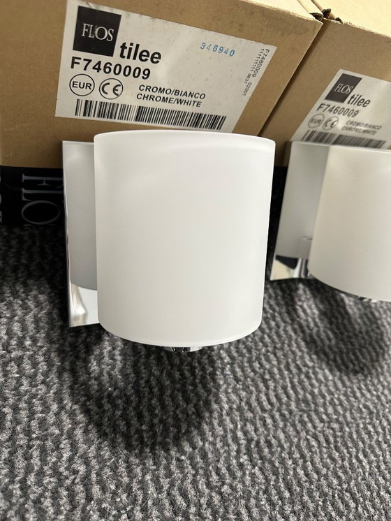 Image 1 of FLOS Tilee 2-piece wall lamp Choom-White
