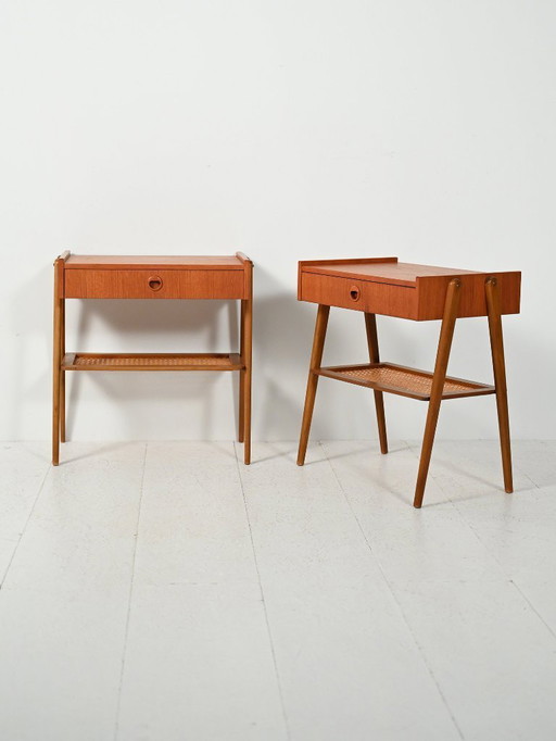 Coppia di comodini scandinavi in ​​teak con canna di Vienna