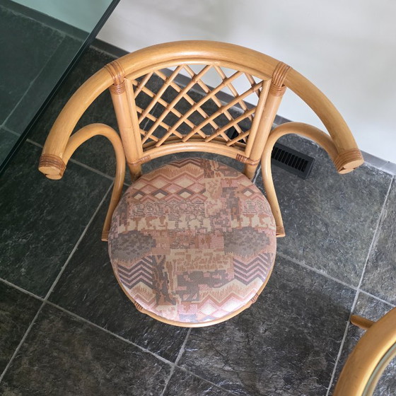 Vintage bamboo and rattan dining set (bistro set) with glass top (photo 8 of 10)