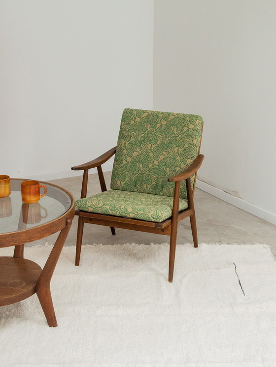 Image 1 of Paar Bumerang-Sessel "Ton" grün von Antonin Suman