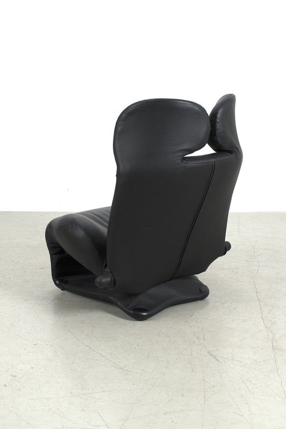 Image 1 of Sillón Cassina Wink en piel negra diseño Toshiyuki Kita