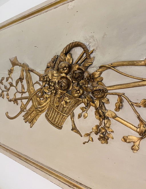 Panneau mural en bois ancien