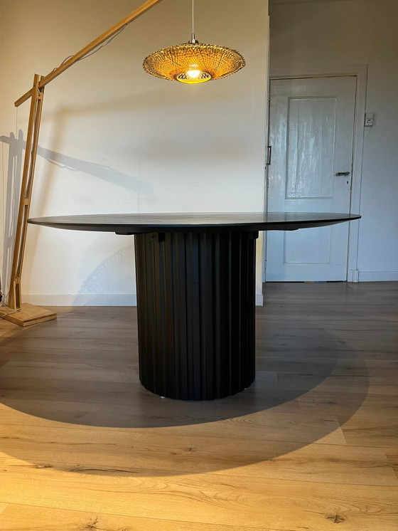 Image 1 of HKliving Pillar round dining table Ø140 cm – black – design