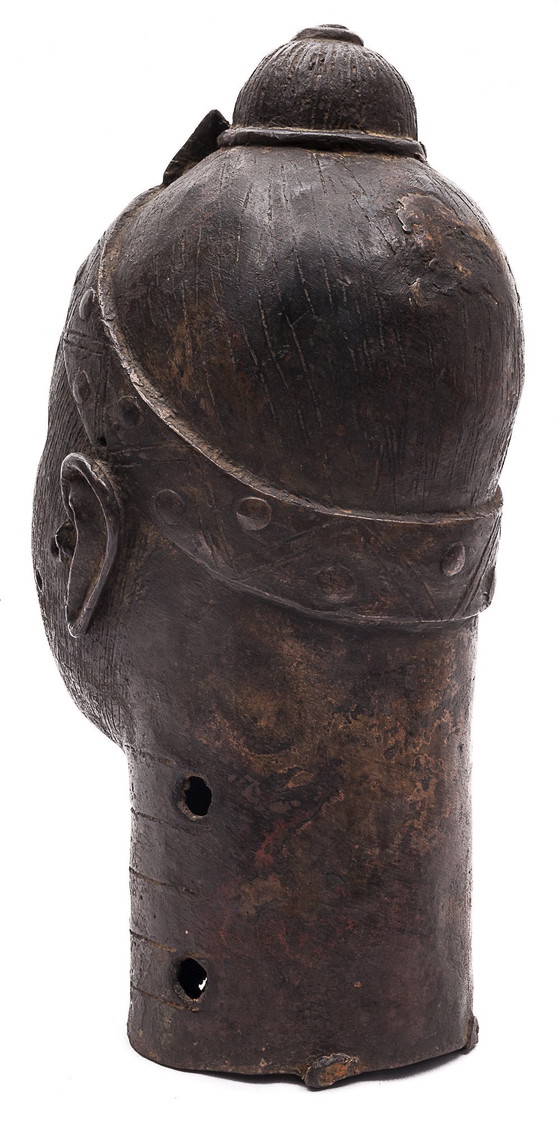 Image 1 of Bronzen kop