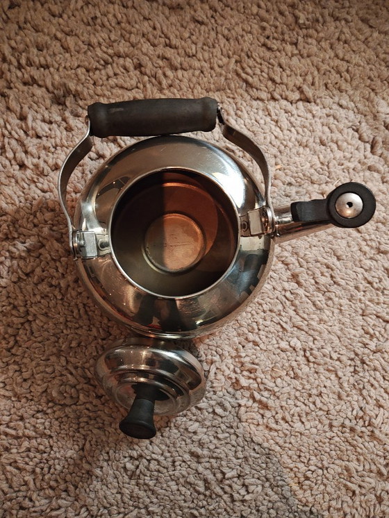 Image 1 of Hervidor silbante Le Creuset de 1,6 litros