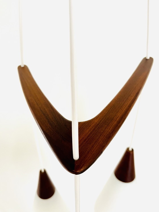 Image 1 of Louis Kalff - Philips - Calici opalini e pendente boomerang in teak