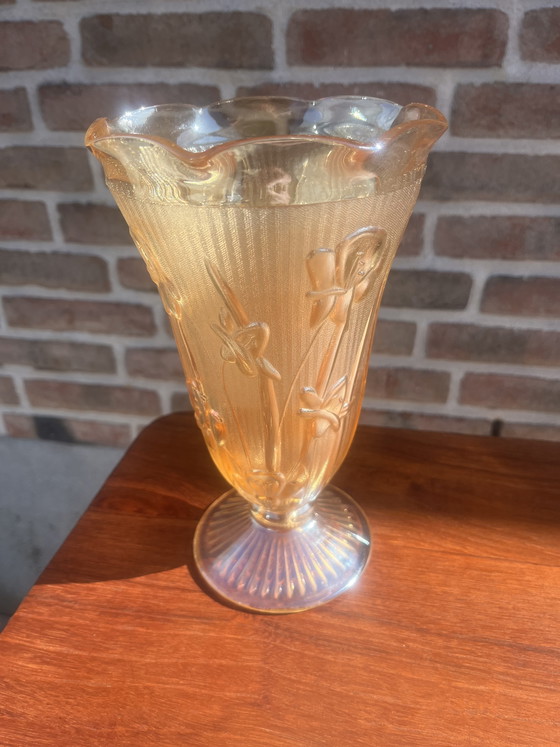 Image 1 of Vintage art deco Jeannette Glass ires Herringbone vase