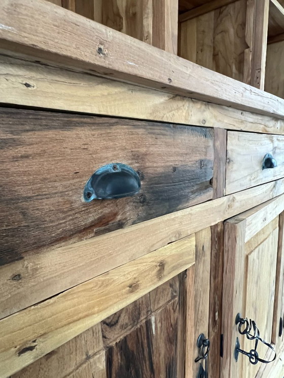 Image 1 of Bibliothèque en teck sur buffet