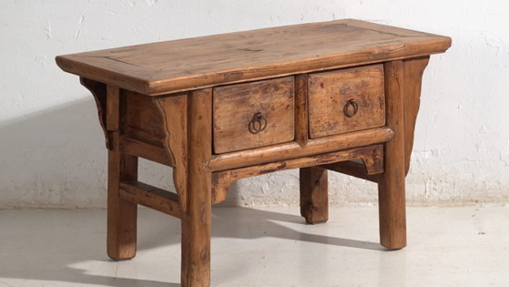 Shanxi low console in elm with drawers – China, circa 1930 – Iron (photo 3 of 40)