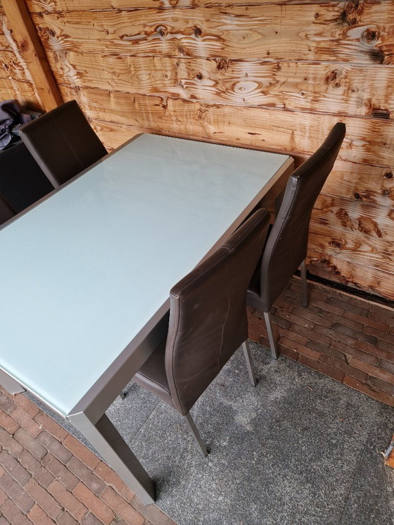 Image 1 of Mesa de comedor (Calligaris) con 4 sillas