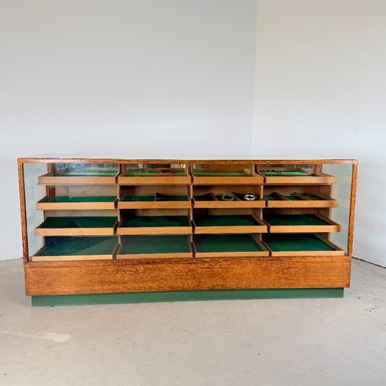 Image 1 of Bancone da merceria vintage in rovere – SLB Stuttgart