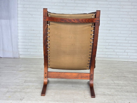 Image 1 of Années 1970, design norvégien d'Ingmar Relling, fauteuil lounge, modèle « Siesta ».