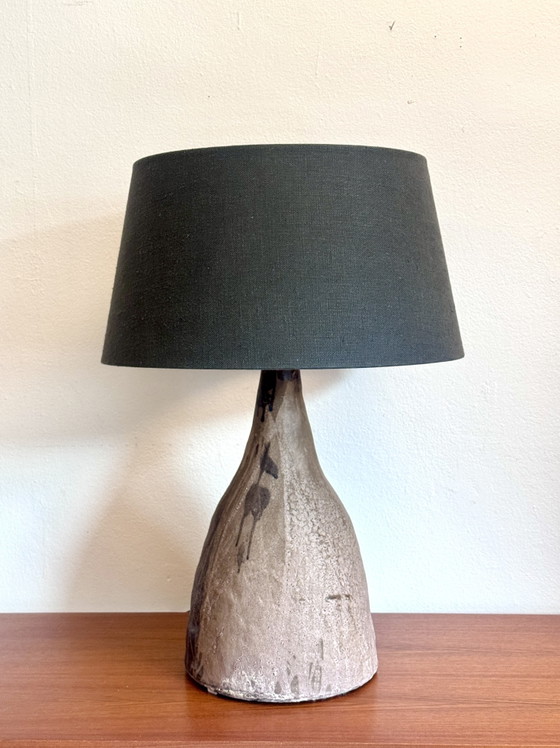 Vintage Brutalist Ceramic Table Lamp (photo 4 of 13)