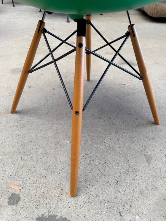 Vitra Eames DAW fully upholstered – Dining chairs, Metal, Plastic (photo 8 of 10)