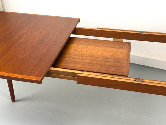 Image 1 of Model 201 Teakhouten eettafel van Arne Vodder voor Sibast, jaren 60
